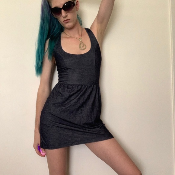 GUESS y2k back cutout dress - Picture 3 of 4